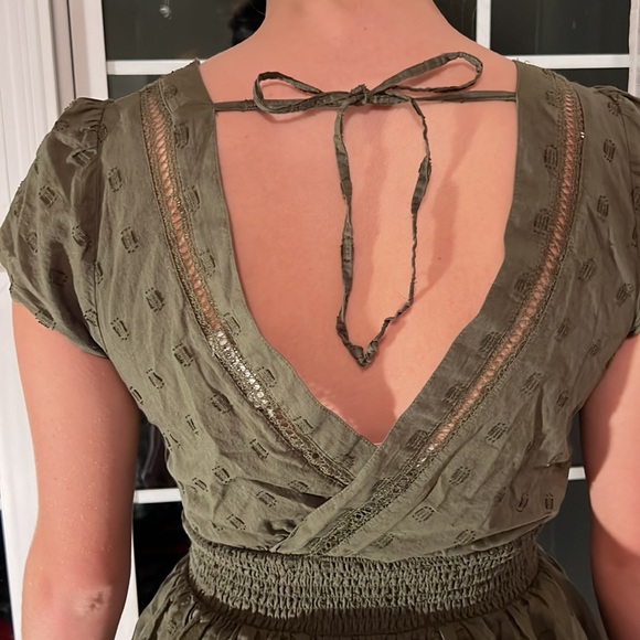 American Eagle tiered lace lined dress with tie in back and eye hook closure - Picture 3 of 7